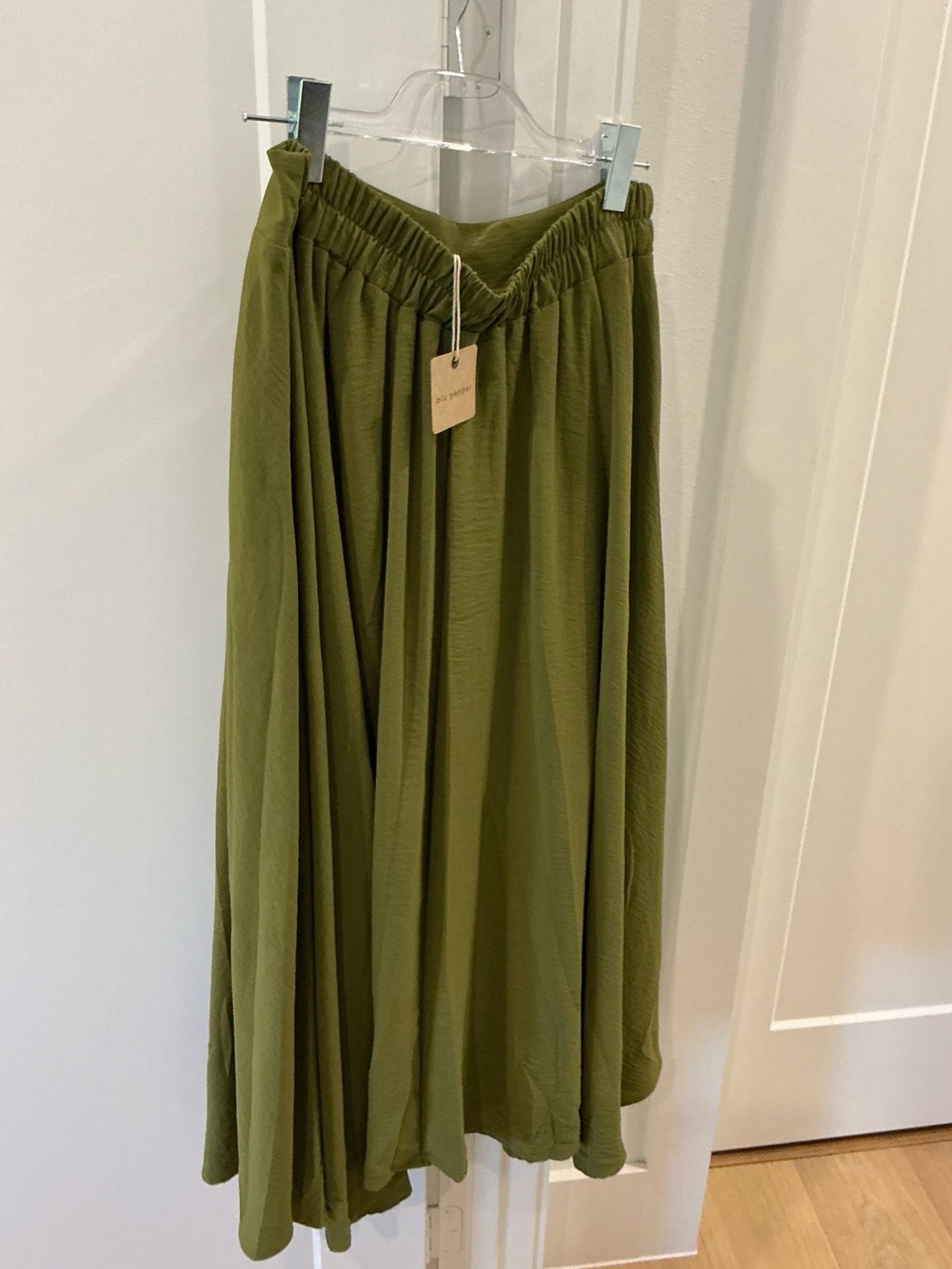 NWT Fab Vibes! BLU PEPPER The Maren Top AND Midi Skirt SET! Large - Picture 3 of 8